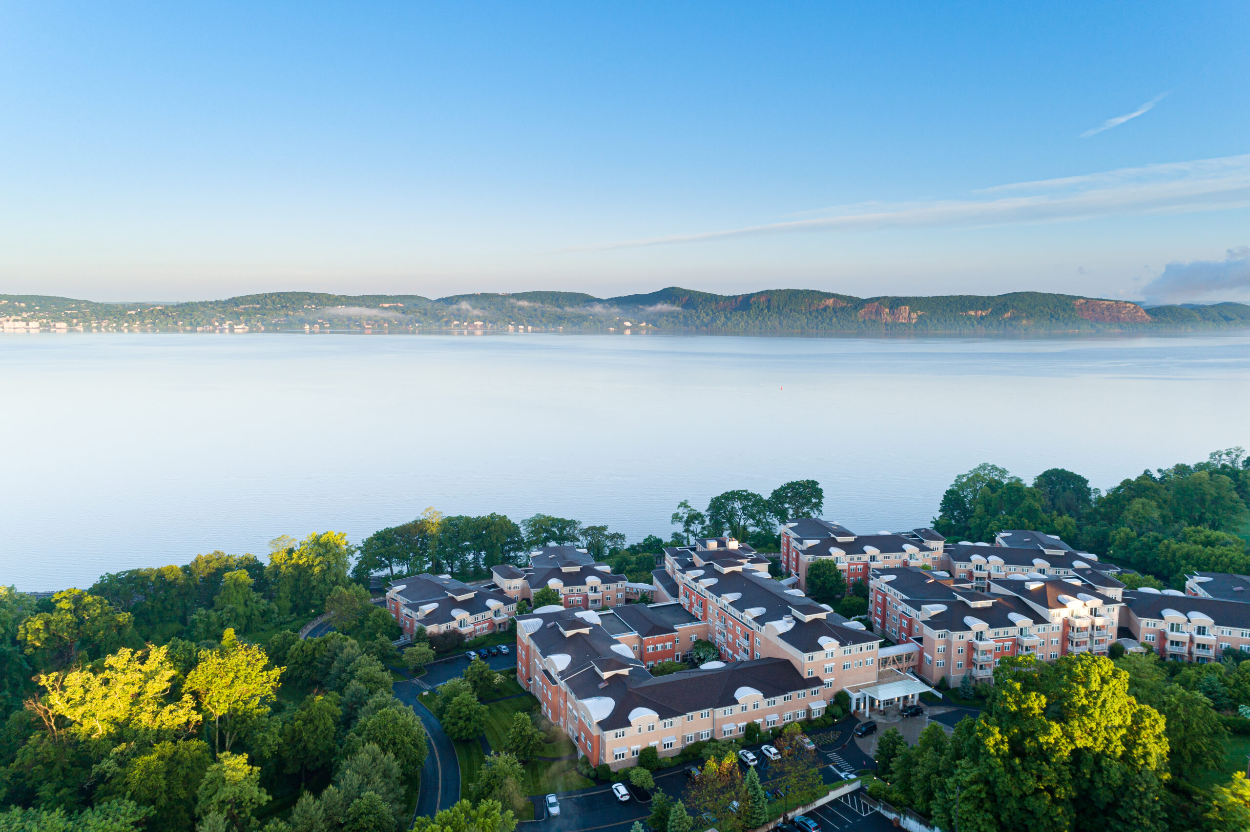 Kendal on Hudson water view