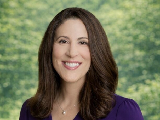 Lauryn Moore headshot for social